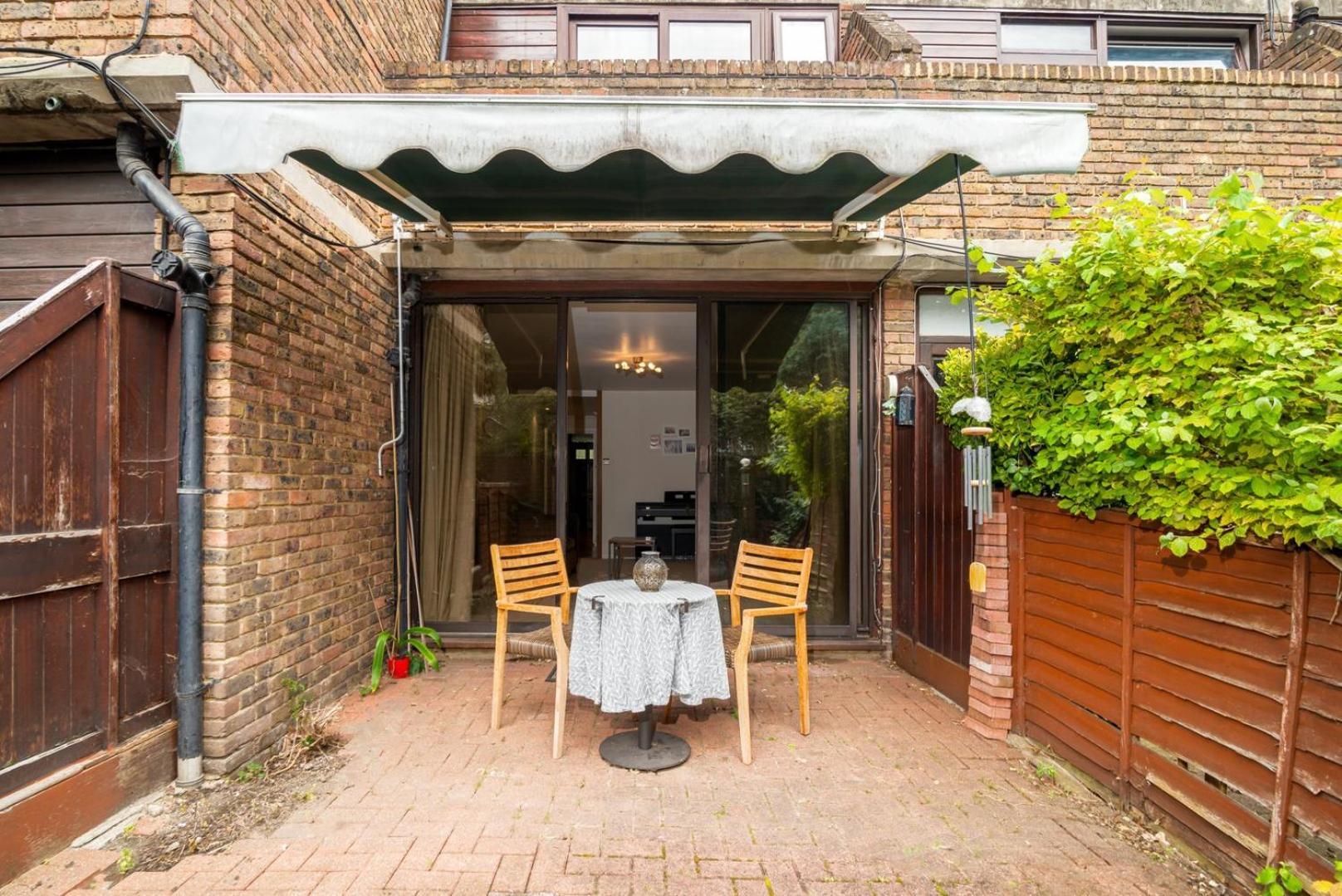 דירות לונדון Guestready - Lovely Ground Floor Duplex With Patio In Southbank מראה חיצוני תמונה